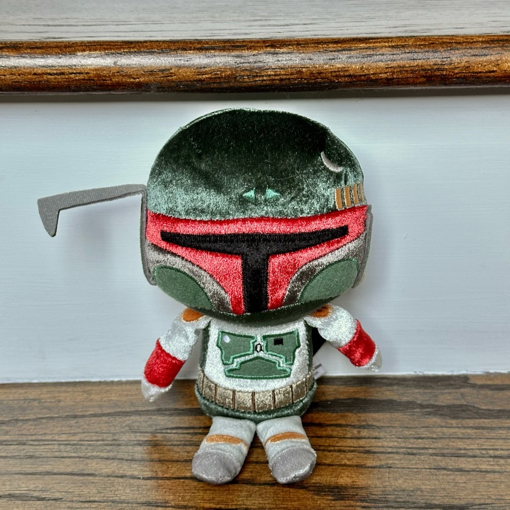 Star Wars Funko Pop Boba Fett 6" Plush
Smugglers Bounty Exclusive